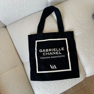 Chanel V&A Museum Tote